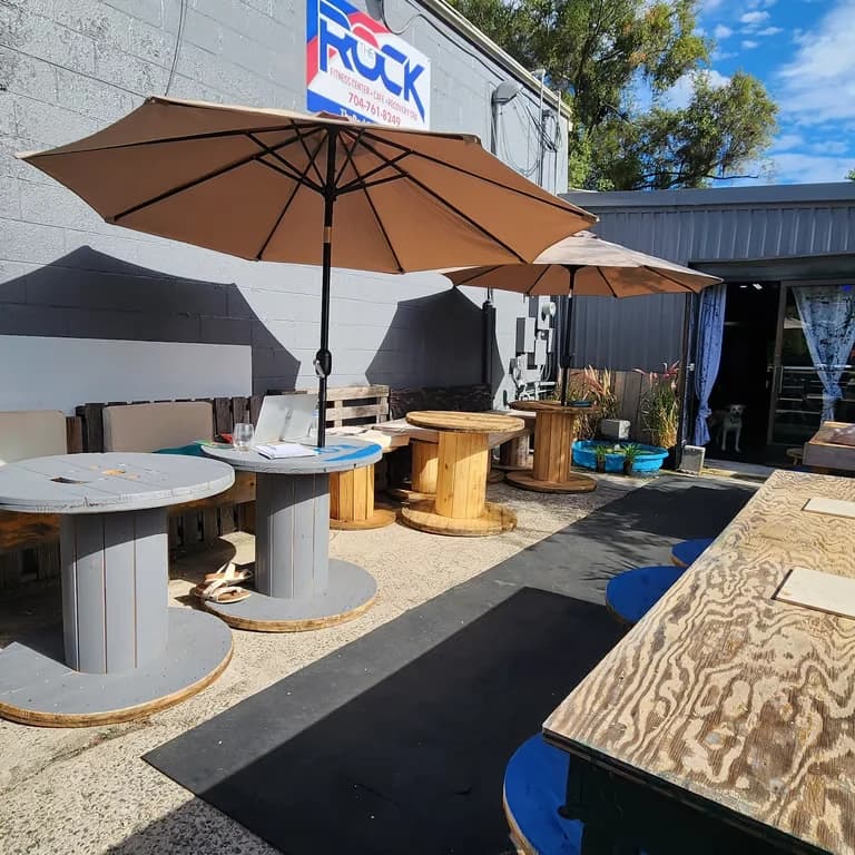 The outdoor patio at The Rock Statesville